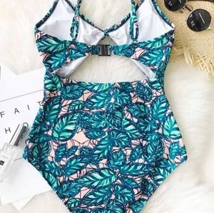 *  One-Piece Swimsuit, Lush Leaves, Size Adult XL*